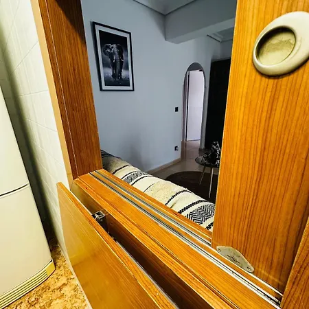 Apartment Comfort And An Ideal Location!