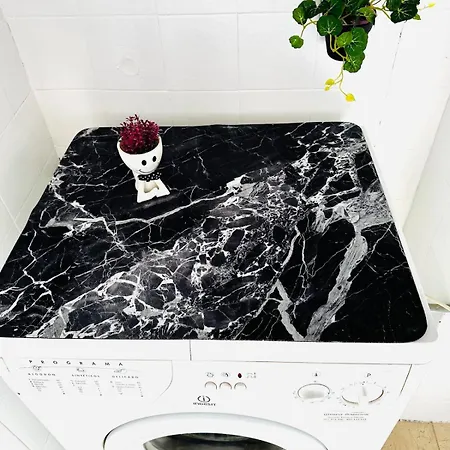 Comfort And An Ideal Location!