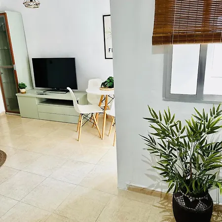 Apartment Comfort And An Ideal Location!